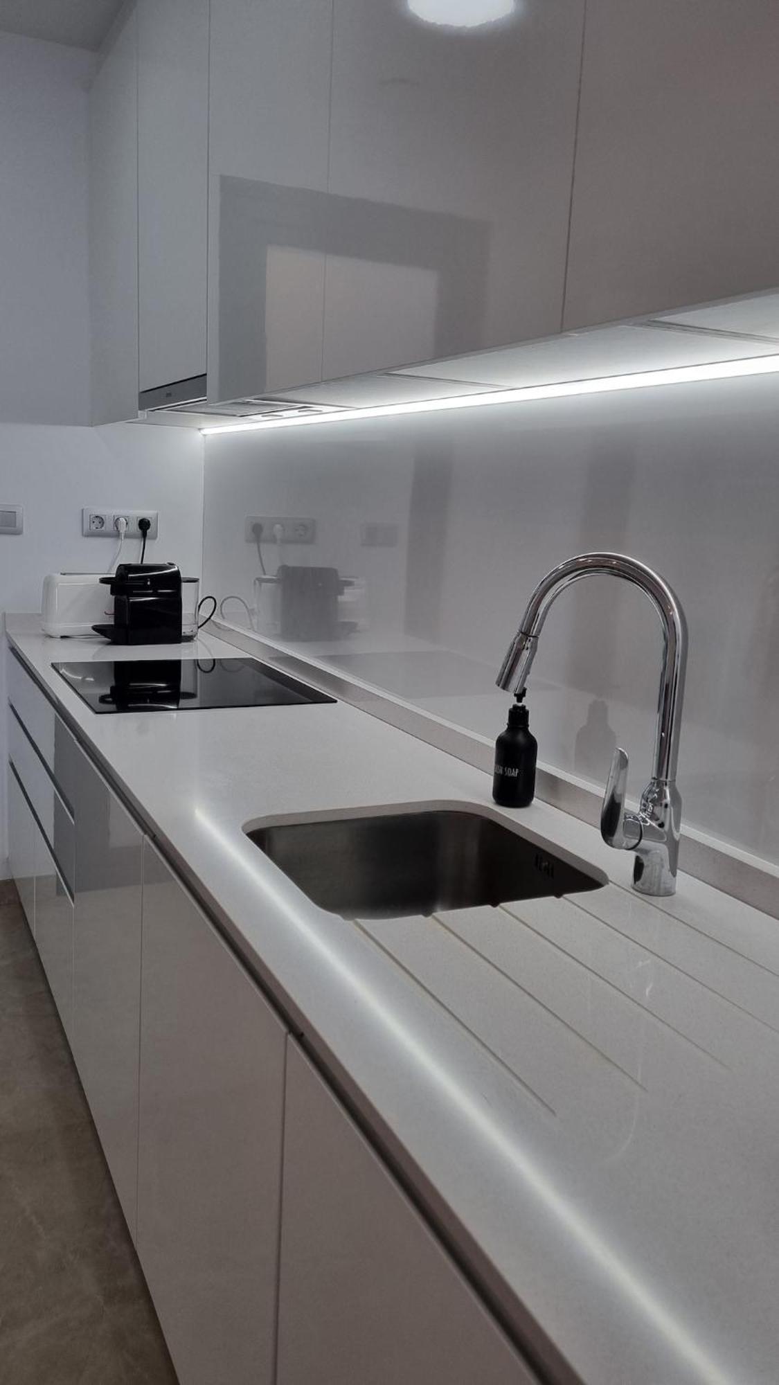 Sunset Cliffs Seaside Apartment Benidorm Esterno foto